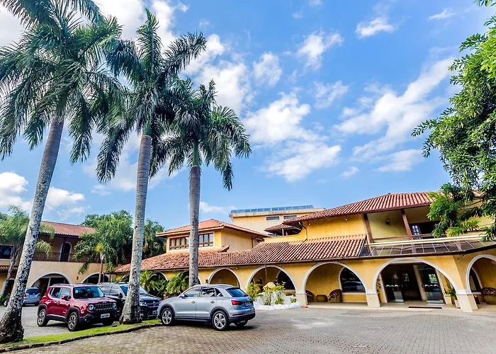 Beach Hotel Cambury